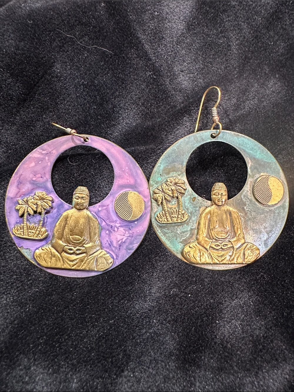 Buddha-Halo Round Drop Earrings in Purple and Teal (Set of 2)
